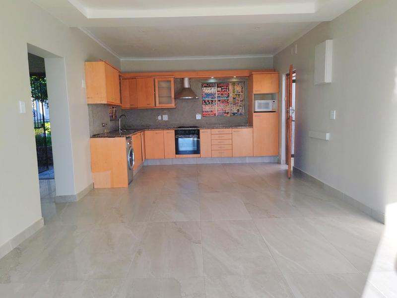 To Let 3 Bedroom Property for Rent in Walmer Estate Western Cape